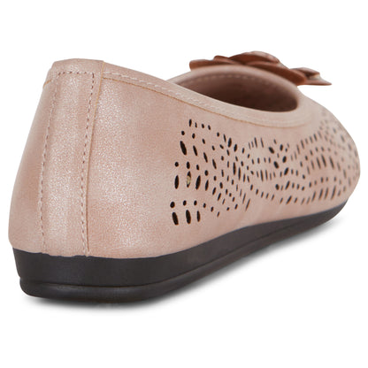 Round Toe Cut Out Flower Detail Ballet Flat (Antwerp)