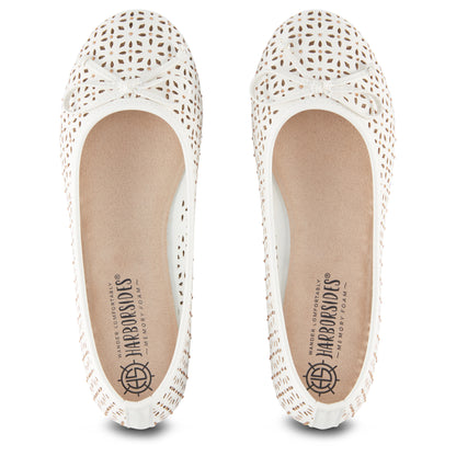 Round Toe Cutout Ballet Flat (Aryth)