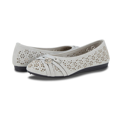 Round Toe Floral Cut Out Ornament Ballet Flat (Aster)