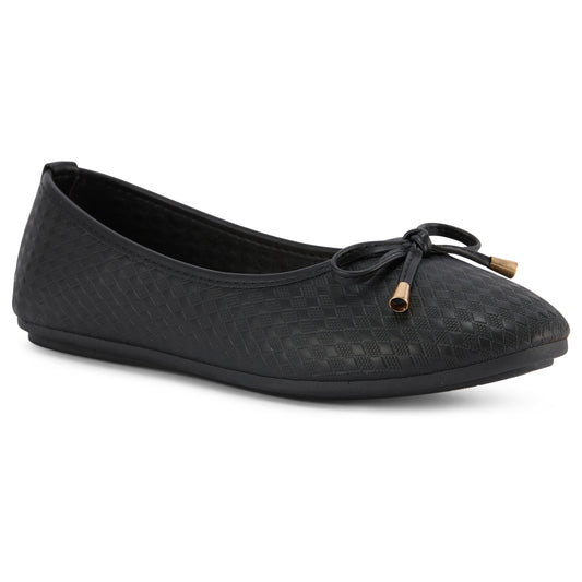 Round Toe Textured Flat (Nesta)